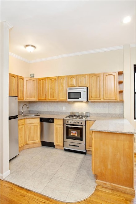 152 E 35th St Unit 4E, New York, NY 10016
