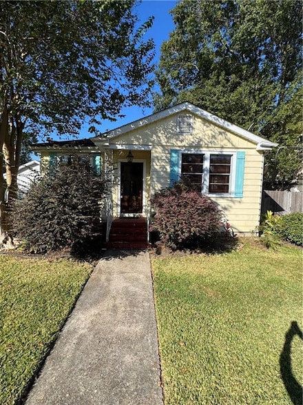 128 Gruner Rd, Metairie, LA 70001