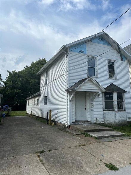 408 E Adams St, Sandusky, OH 44870