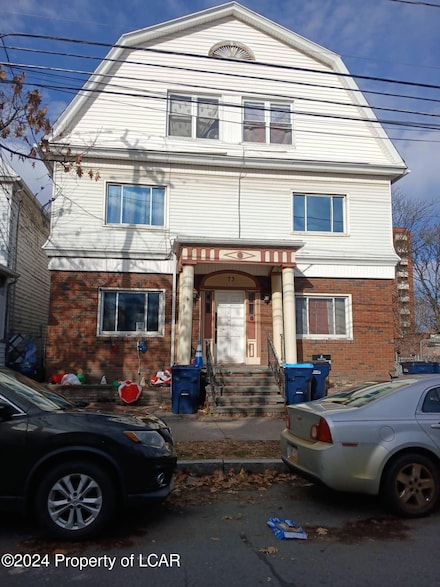73 S Welles St, Wilkes-Barre, PA 18702
