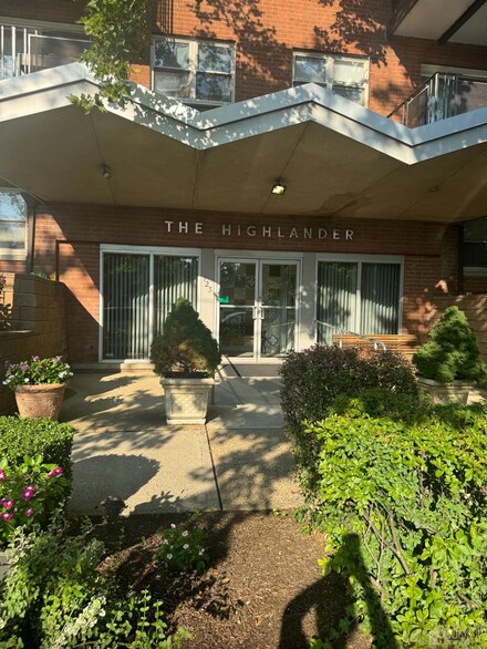 123 S Adelaide Ave Unit L3, Highland Park, NJ 08904