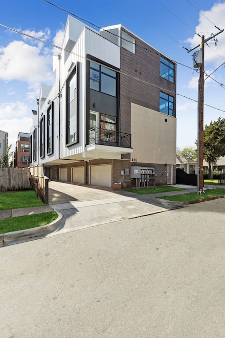 426 Melba St Unit 102, Dallas, TX 75208