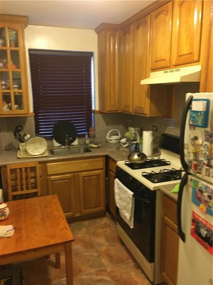 2821 Kings Hwy Unit 6O, New York City, NY 11229