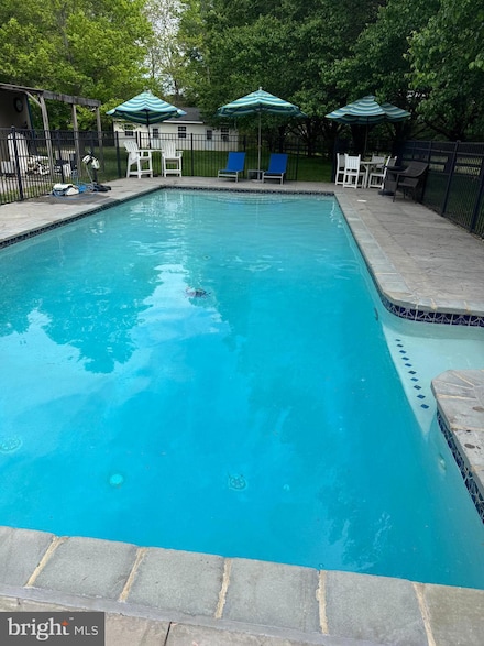 7124 Graces Quarters Rd, Middle River, MD 21220