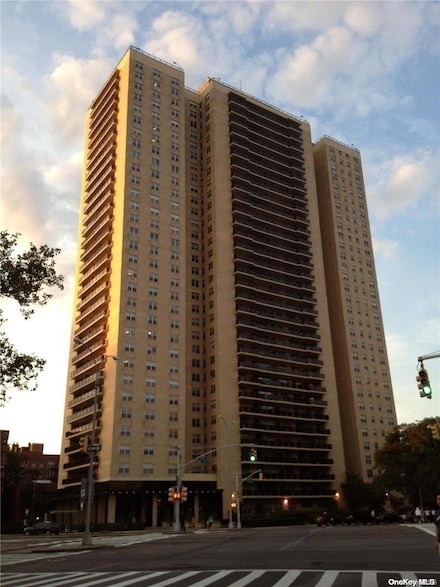110-11 Queens Blvd Unit 25K, Forest Hills, NY 11375
