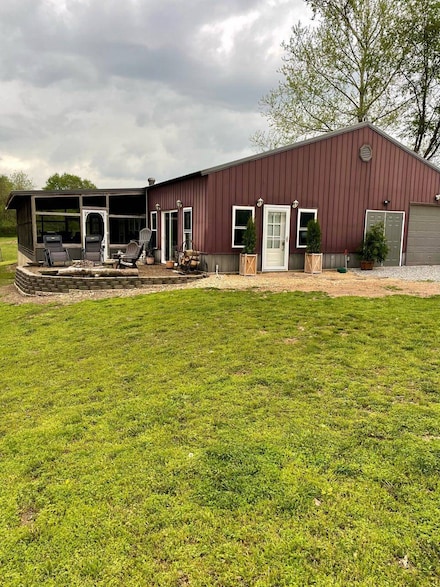19407 & 19403 Dawn Hill Rd E, Gentry, AR 72734