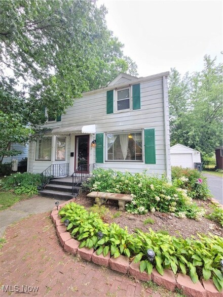 342 Perkinswood Blvd NE, Warren, OH 44483