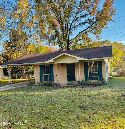 638 Highland Dr, Ridgeland, MS 39157