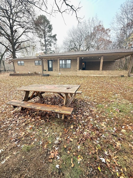 1165 Old Camp Rd, Batesville, AR 72501