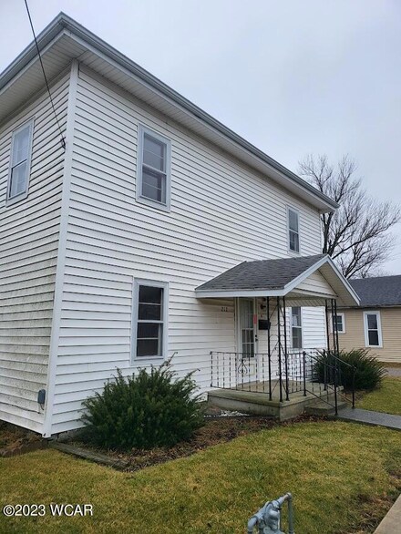212 N Main St, Columbus Grove, OH 45830