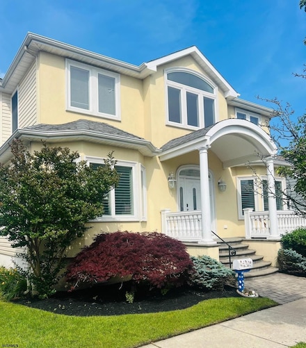 21 N Kenyon Ave, Margate City, NJ 08402