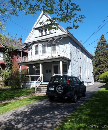 118 Indian Church Rd, Buffalo, NY 14210