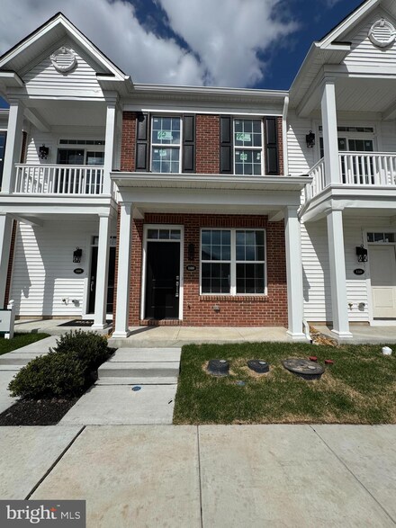 108 Cedar Cir, Levittown, PA 19055