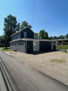 130 N 11th St, Newark, OH 43055