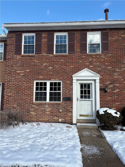 641 Newton Square Unit 641, Coraopolis, PA 15108