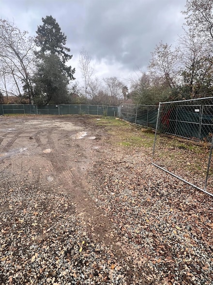 8905 Leedy Ln, Fair Oaks, CA 95628