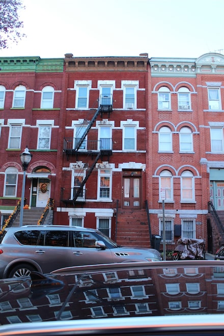 27 Madison Ave, Jersey City, NJ 07304