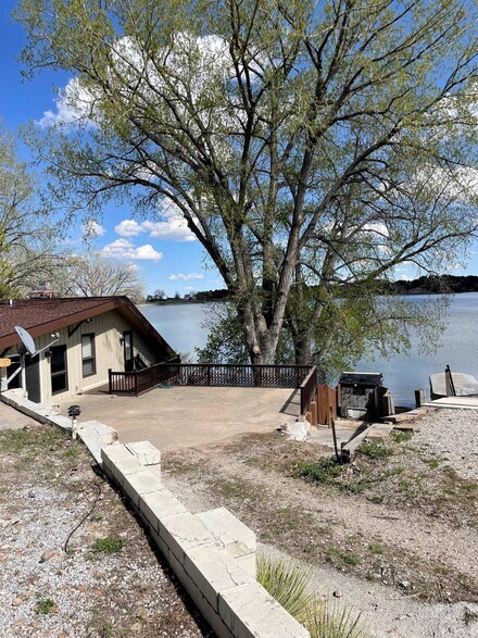 19845 Sea St, Brady, NE 69123