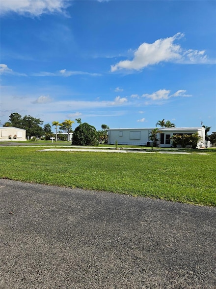 7427 Widness Ln, Port Charlotte, FL 33981