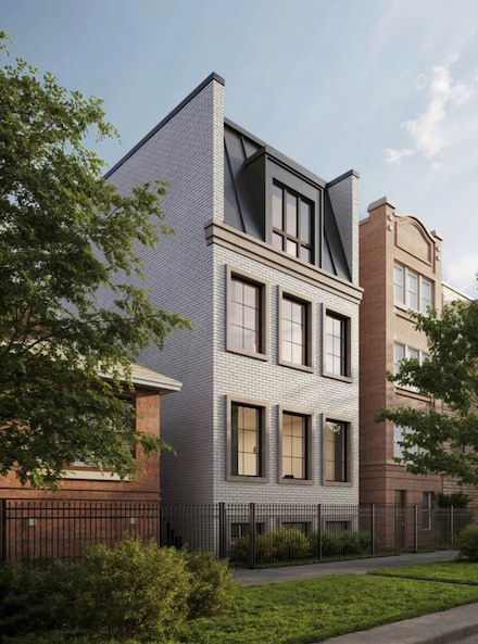 1124 W Addison St Unit 2, Chicago, IL 60613