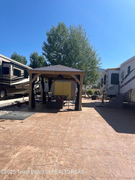 773 Oxbow Dr, Thayne, WY 83127