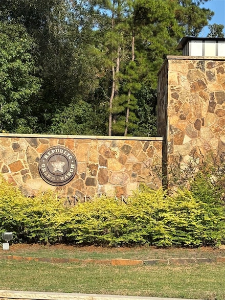 16712 Wood Grain Ln, Willis, TX 77378