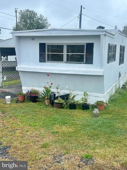 215 Bordic Rd, Reading, PA 19606
