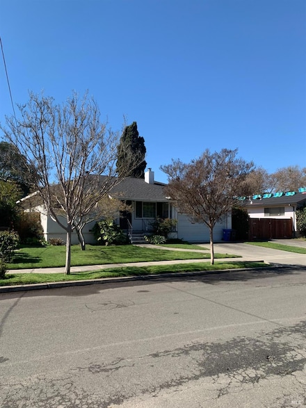 525 Minahen St, Napa, CA 94559