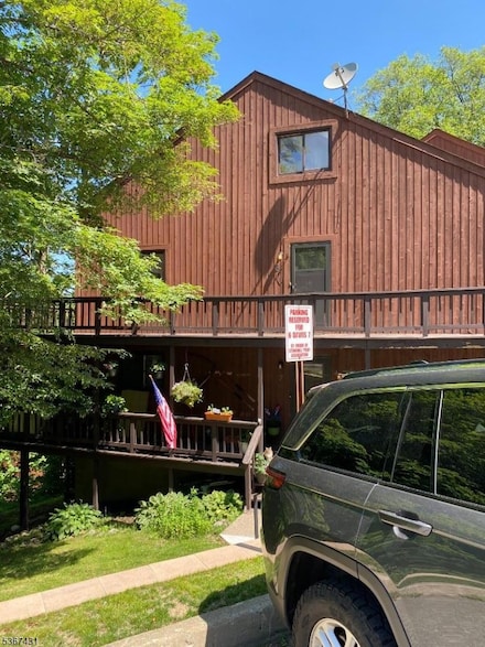 6 Davos Dr Unit 8, Vernon, NJ 07462