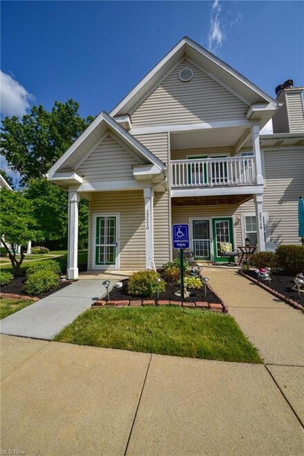 22570 Lenox Dr Unit G44, Cleveland, OH 44126