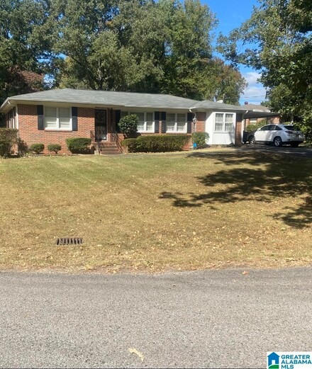 1800 3rd St NW, Center Point, AL 35215