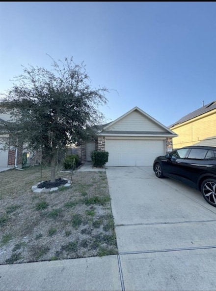 16823 Wellington Forest Ln, Houston, TX 77073