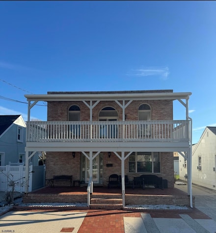 243 6th St S, Brigantine, NJ 08203