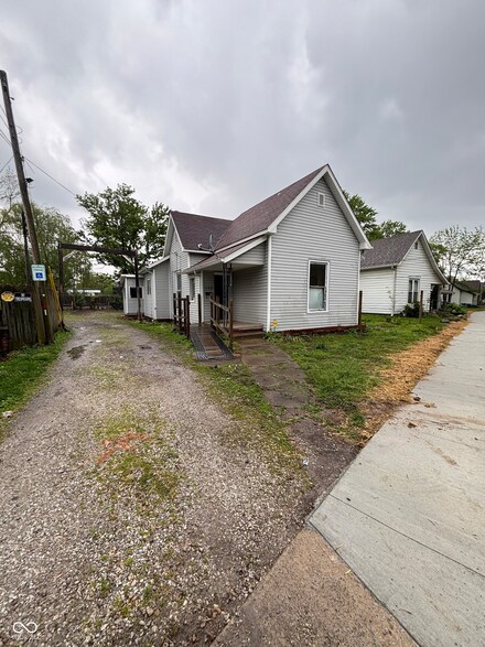 350 Johnson Ave, Franklin, IN 46131
