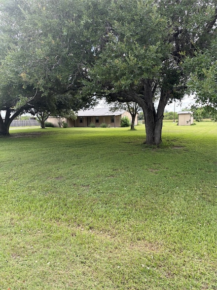 15 Sandra Ln, Victoria, TX 77905