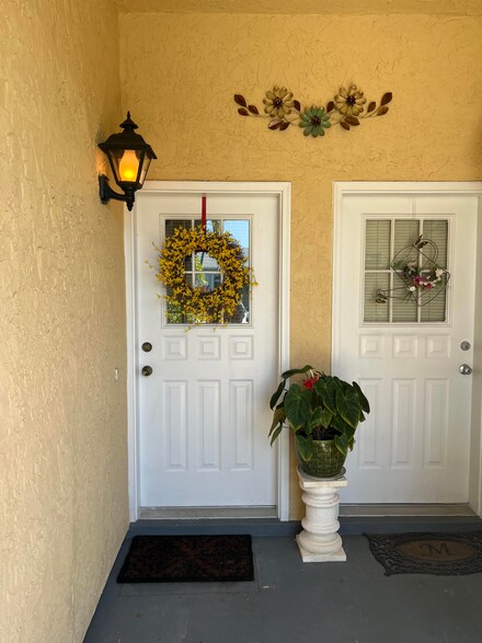 1680 SE Green Acres Cir Unit Hh-102, Port Saint Lucie, FL 34952