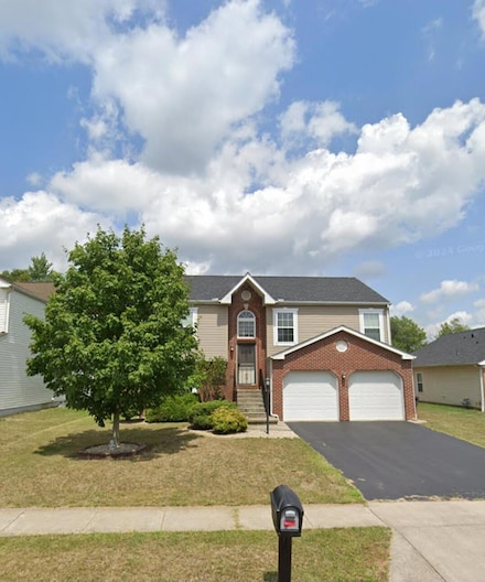 323 Haystack Ave, Pataskala, OH 43062