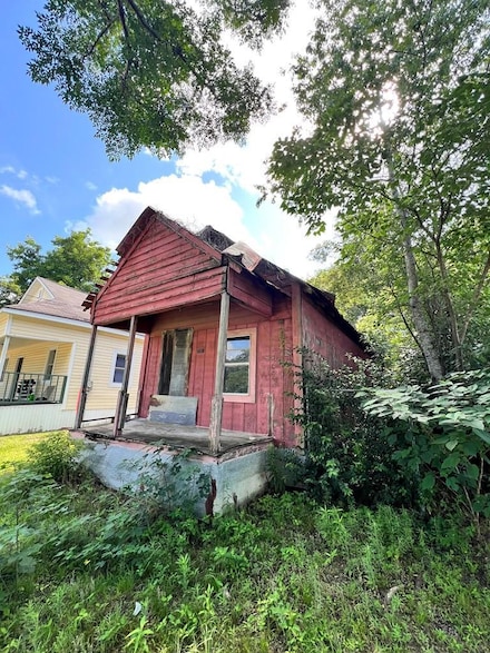 218 2nd St NW, Moultrie, GA 31768