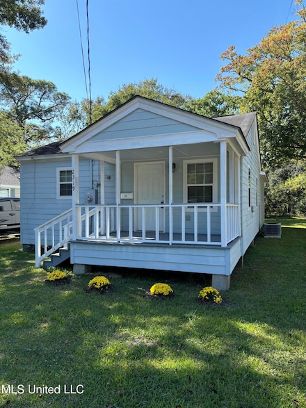 2319 14th St, Pascagoula, MS 39567