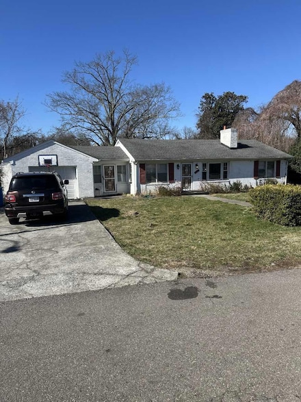 2724 Meadowview Dr NW, Roanoke, VA 24017