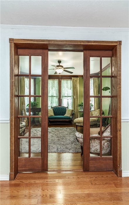 104 Wall St, Eureka Springs, AR 72632