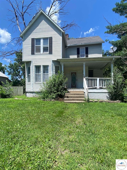 511 E Green St, Clinton, MO 64735