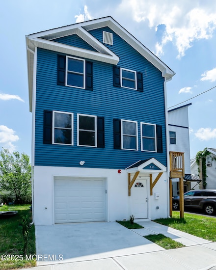 42 W Shore St, Keansburg, NJ 07734