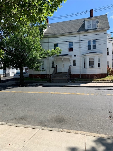 135 Chestnut St Unit 2, Lynn, MA 01902
