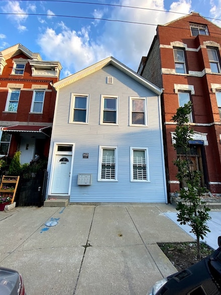 1751 W Cullerton St Unit 2F, Chicago, IL 60608