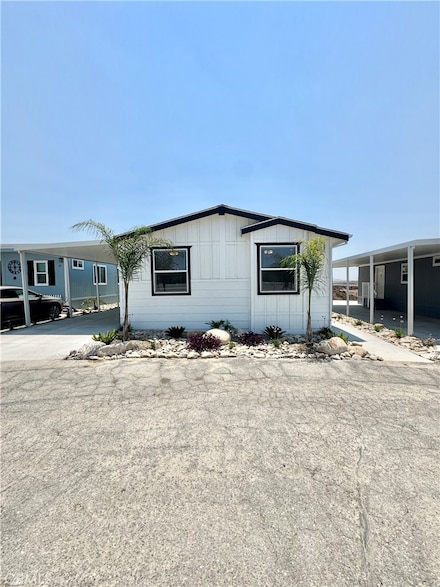 1134 Villa Calimesa Ln Unit 18, Calimesa, CA 92320