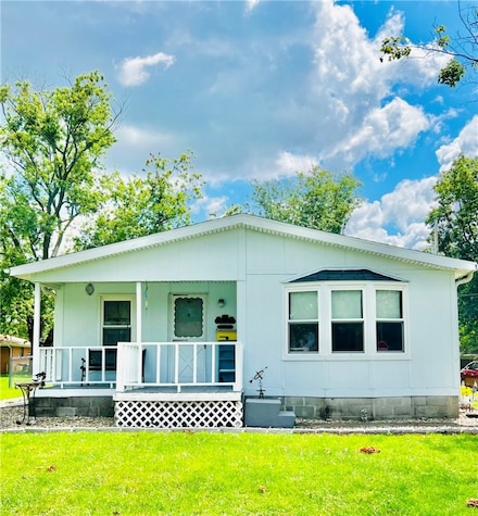 915 W North 4th St, Shelbyville, IL 62565