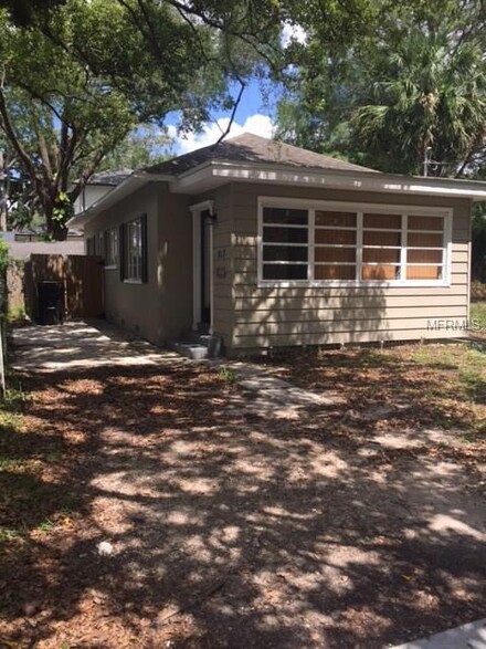 217 S Hyer Ave, Orlando, FL 32801