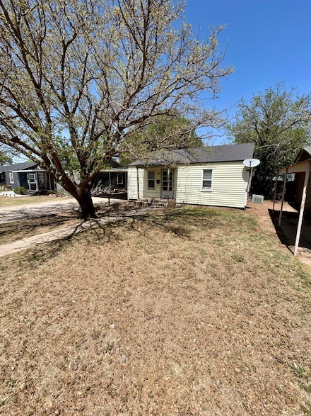 3212 1st St, Lubbock, TX 79415