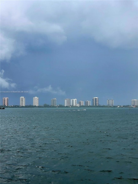 100 Shore Ct Unit 310, North Palm Beach, FL 33408